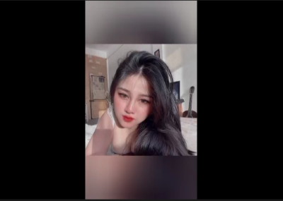 Clip sex chén em hàng sạch Linh Nhi trẻ đẹp